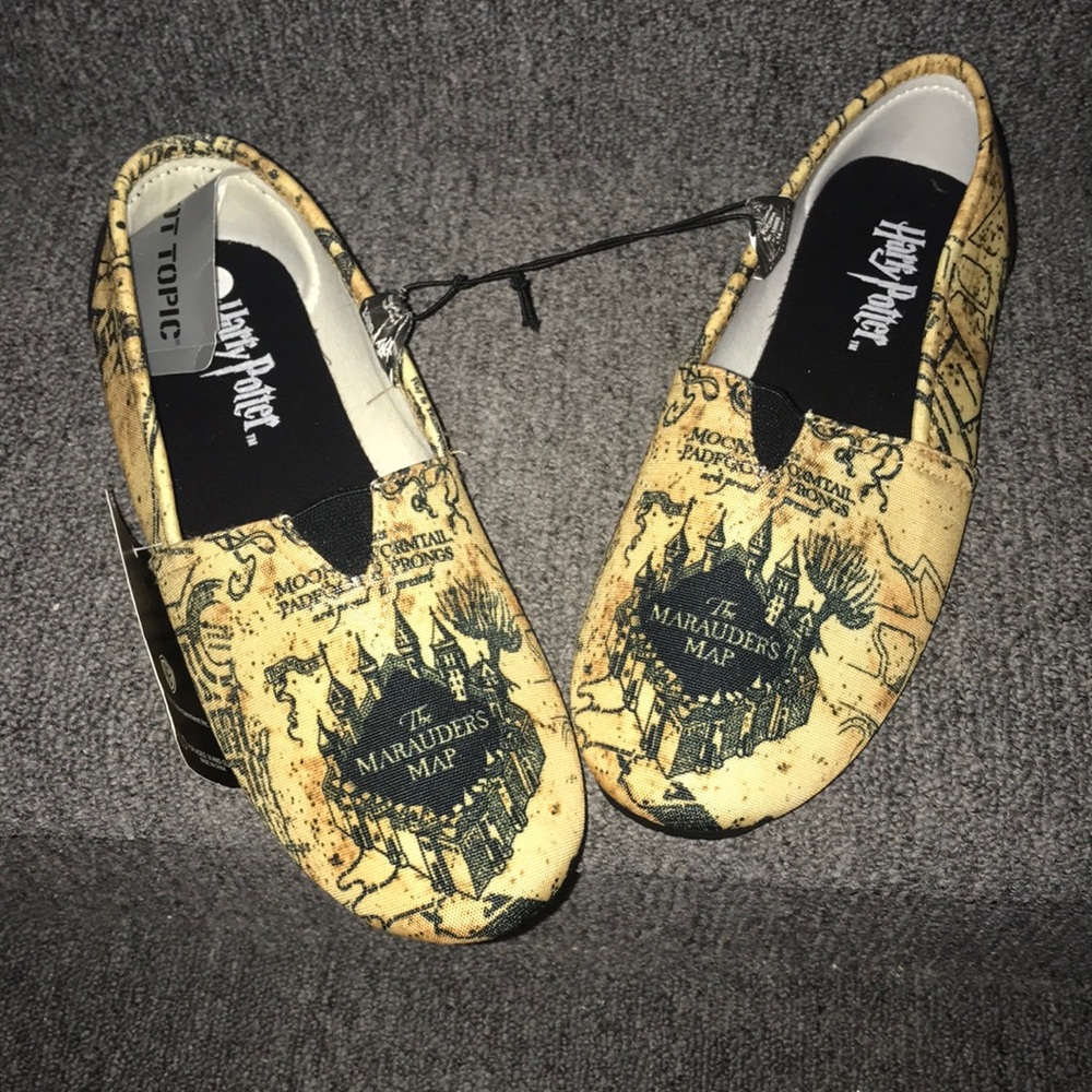 NWT Harry Potter sneakers